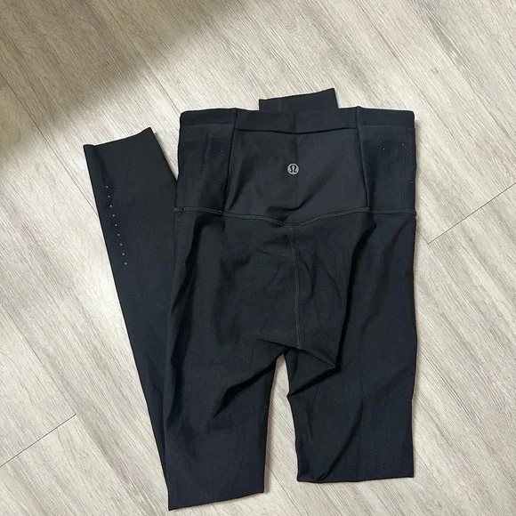 Lululemon Black Leggings Fast and Free High-Rise Tight - Picture 4 of 7
